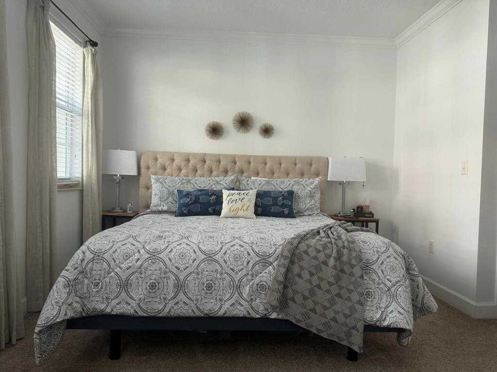 326 Moorings Dr - Photo 7 of 45