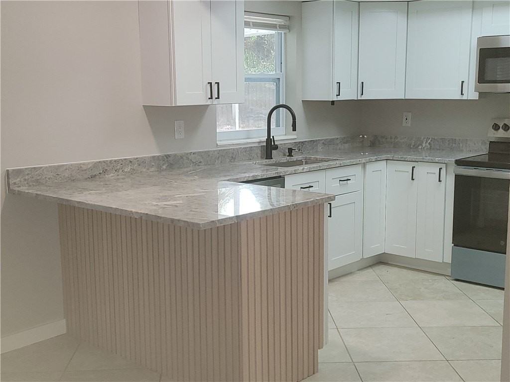 356 30th Ave - Photo 7 of 31