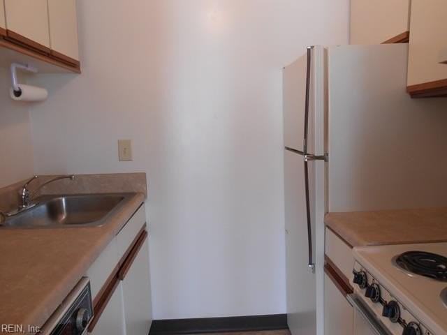 8 Pacific Dr - Photo 5 of 9