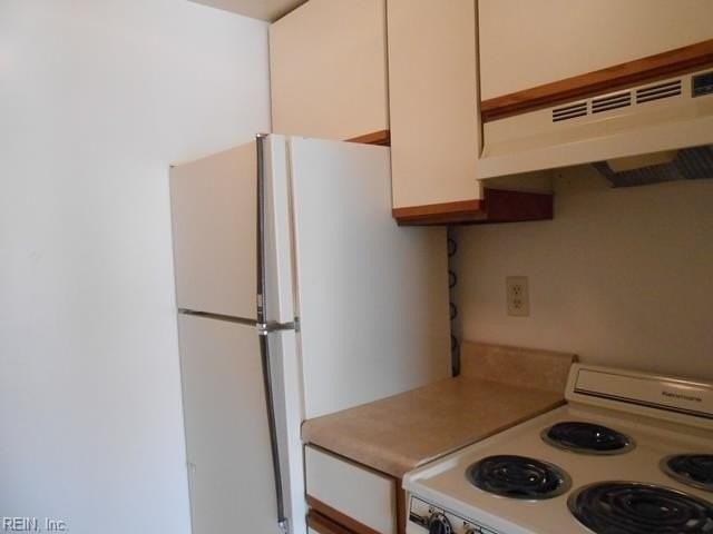 8 Pacific Dr - Photo 7 of 9