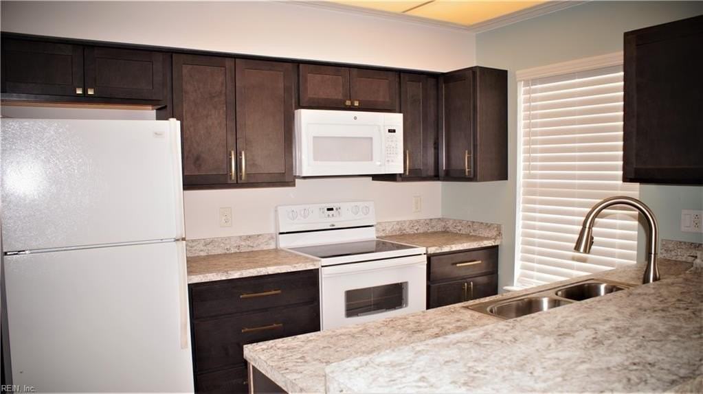 3661 Essex Pond Quay - Photo 6 of 19