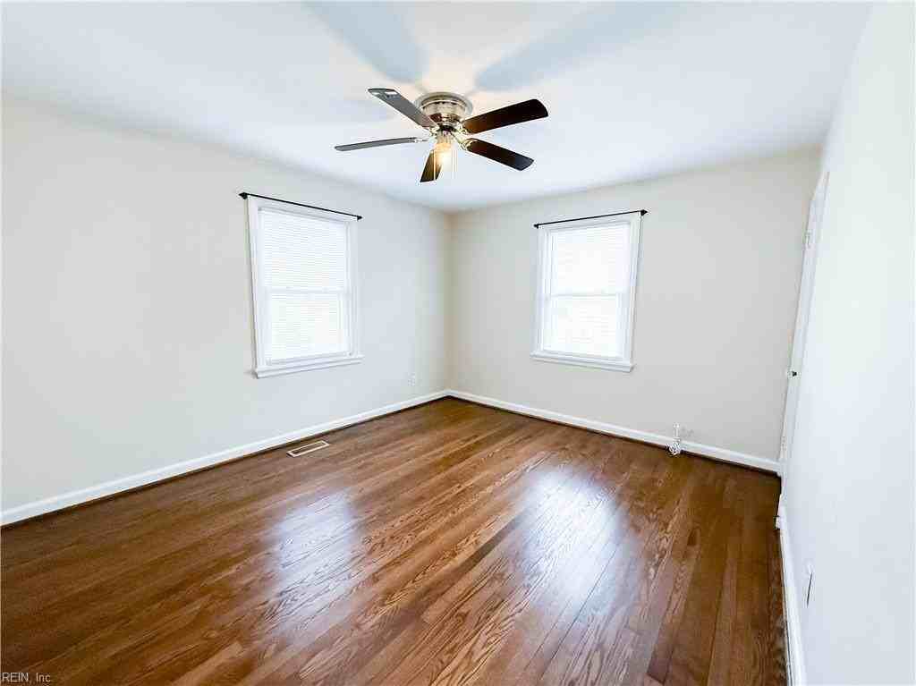 3403 Dartmouth St - Photo 6 of 14