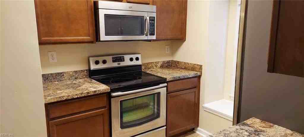 1540 Gallery Ave - Photo 7 of 19