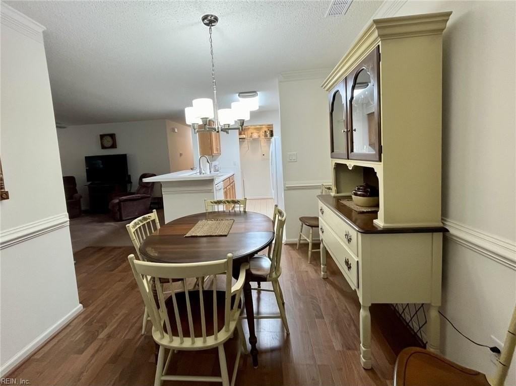 203 Bristol Cmn - Photo 5 of 12