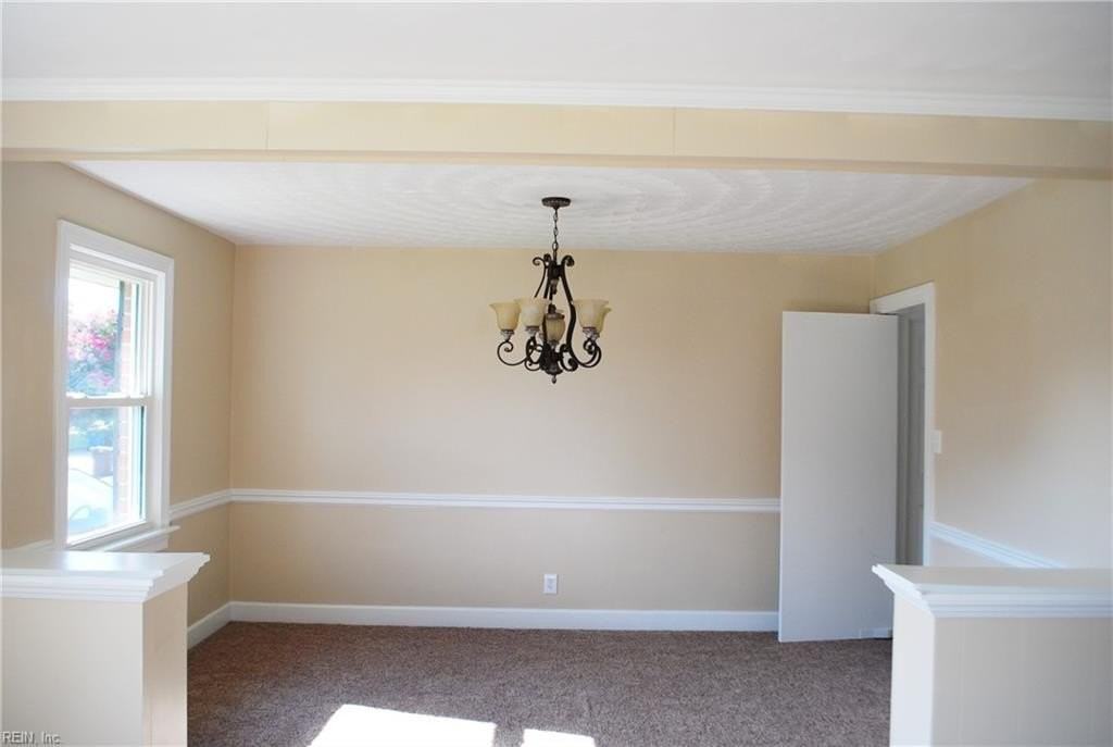 1916 Rosemary Ln - Photo 6 of 19