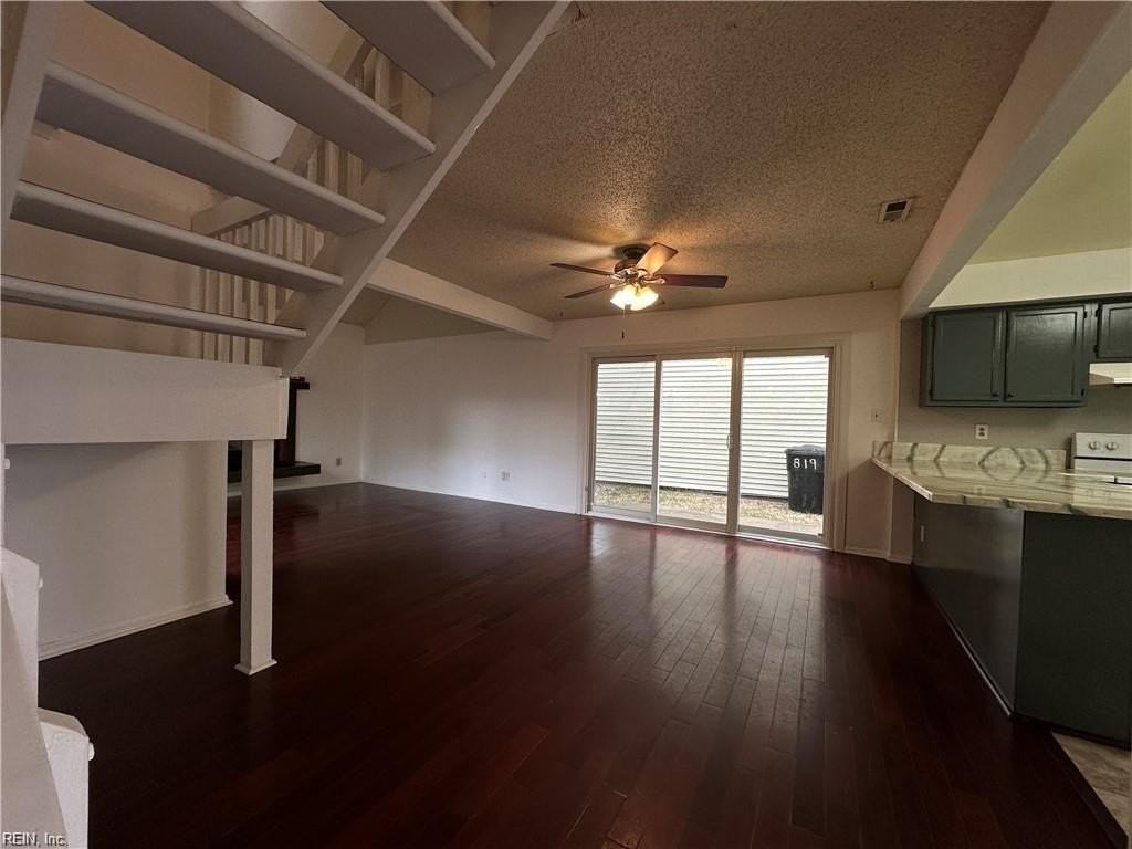 819 Dryden St - Photo 4 of 22