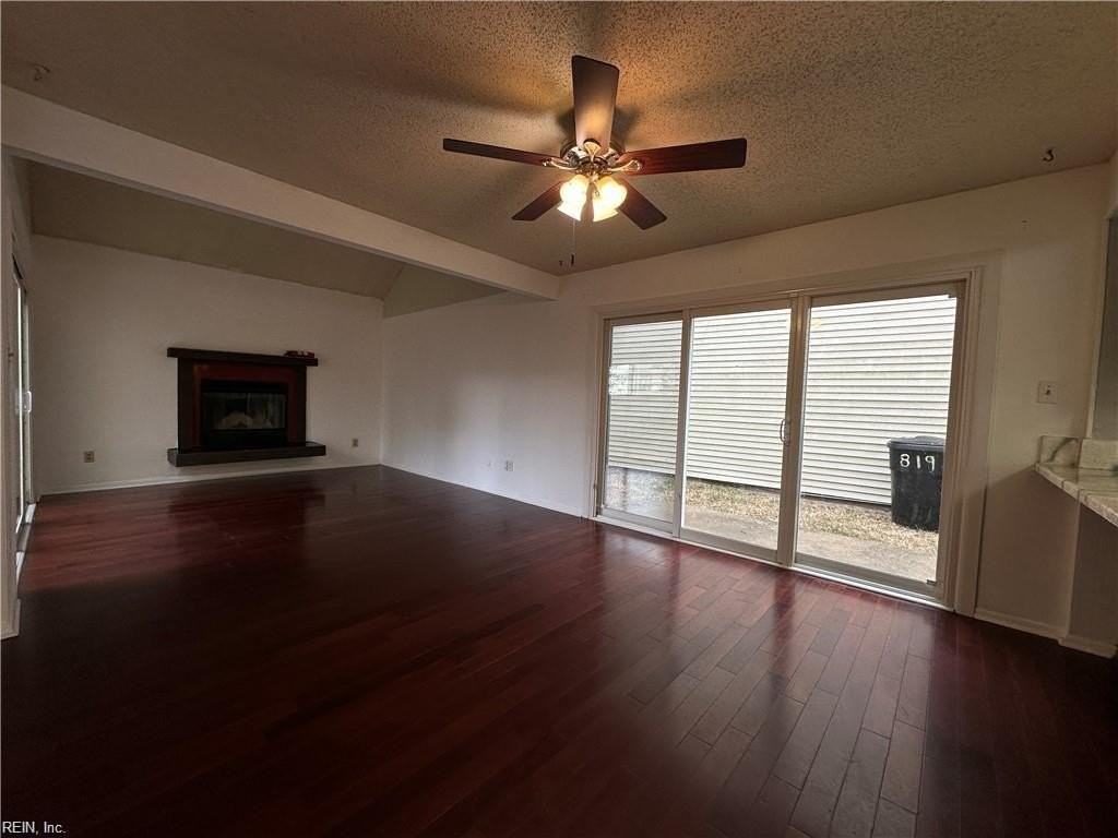 819 Dryden St - Photo 5 of 22