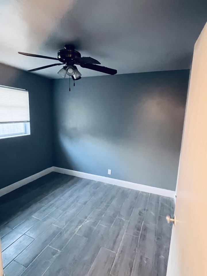 759 Caroline Ave - Photo 3 of 9