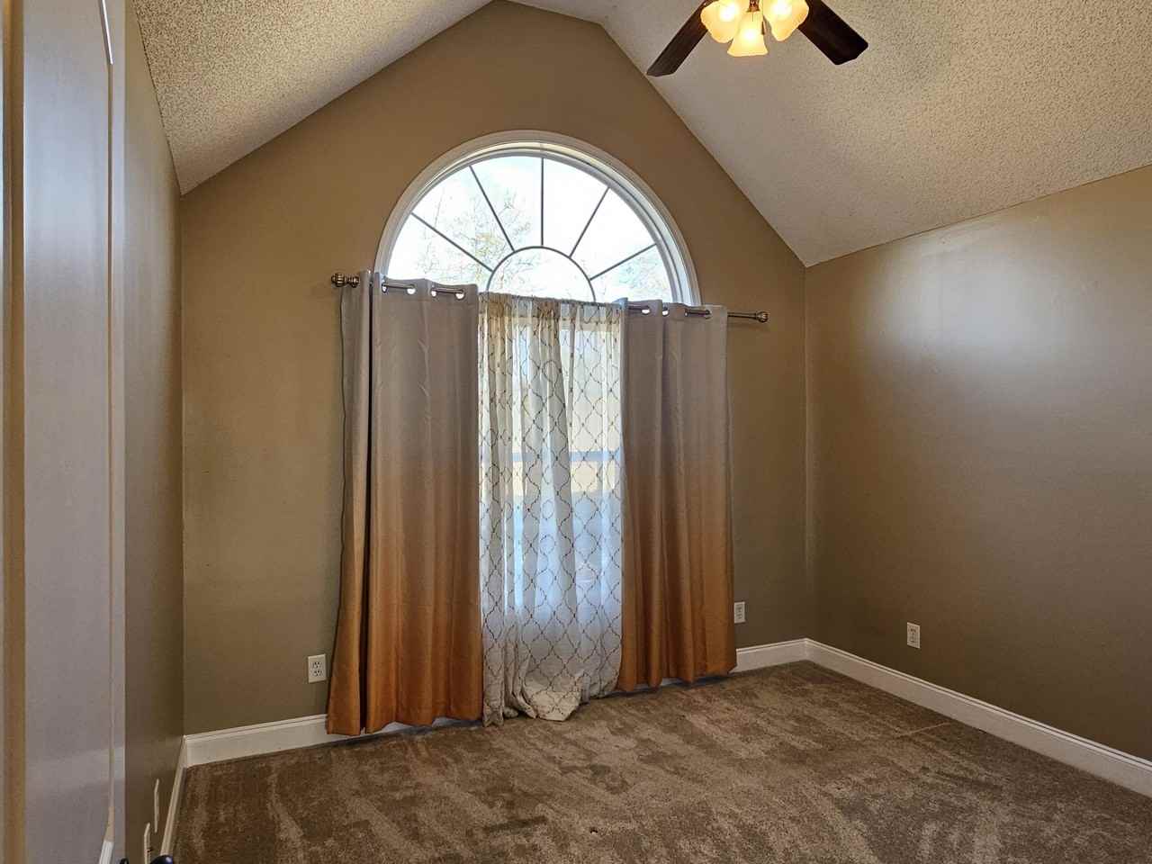 1155 Raccoon Rd - Photo 5 of 39