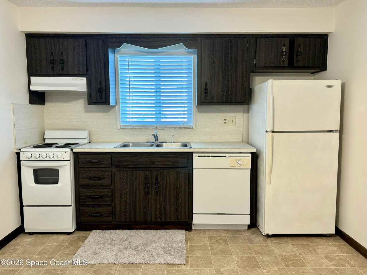 650 Atlantic Dr - Photo 6 of 17