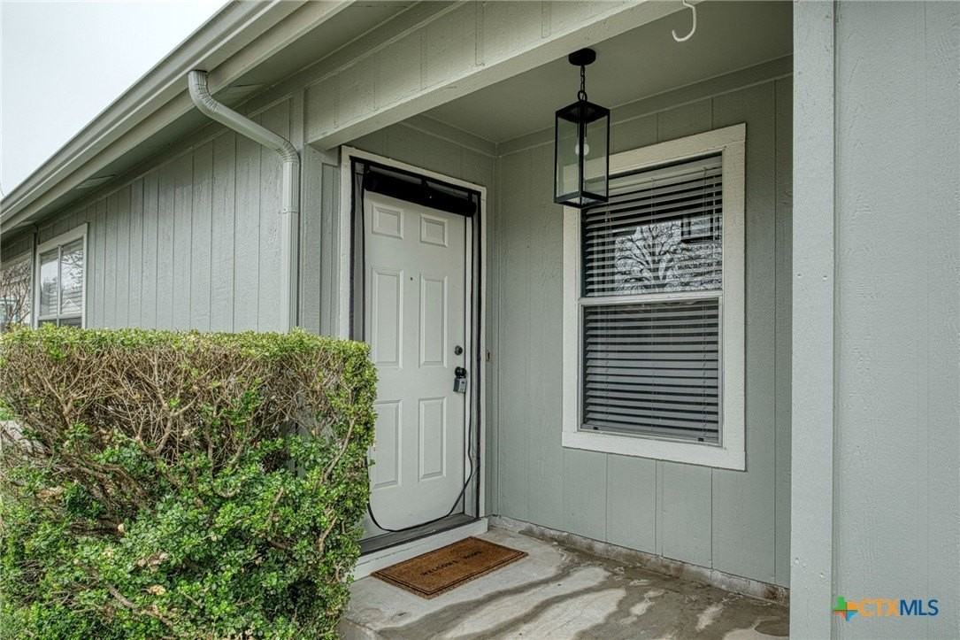 5930 Jacob Gln - Photo 2 of 13