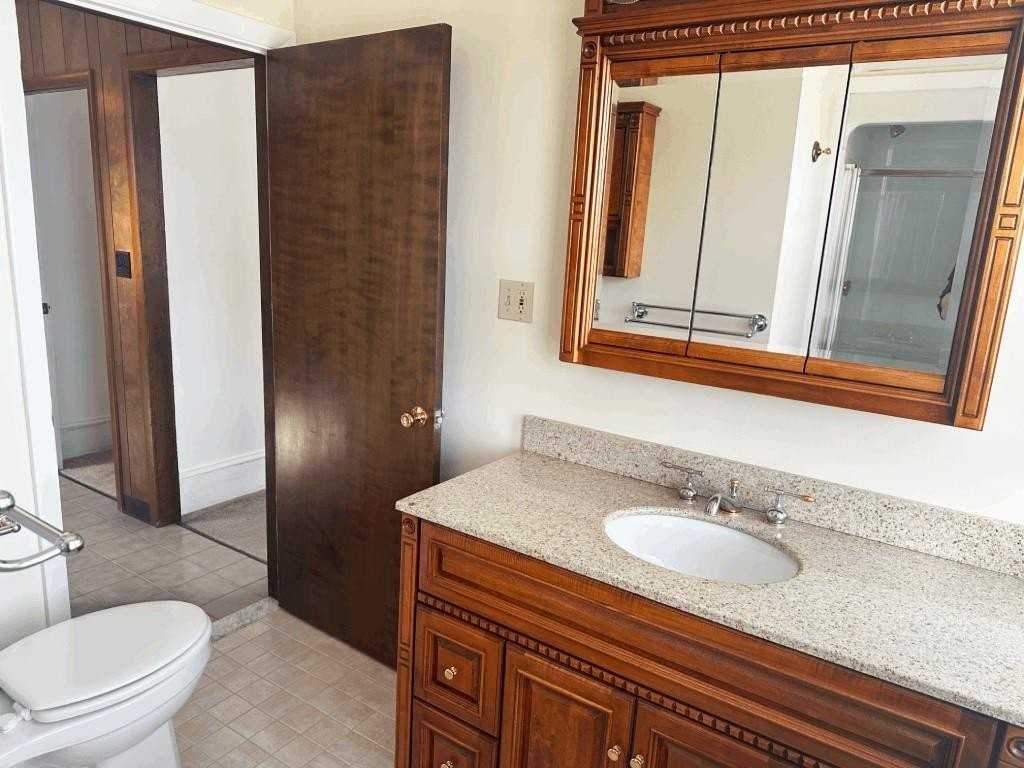 246 George Waterman Rd Unit 2 #2 - Photo 7 of 8