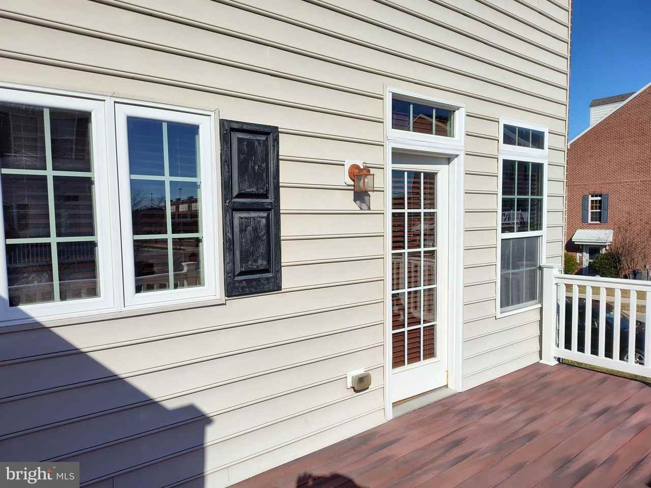 1022 Ironwood Ln - Photo 3 of 50