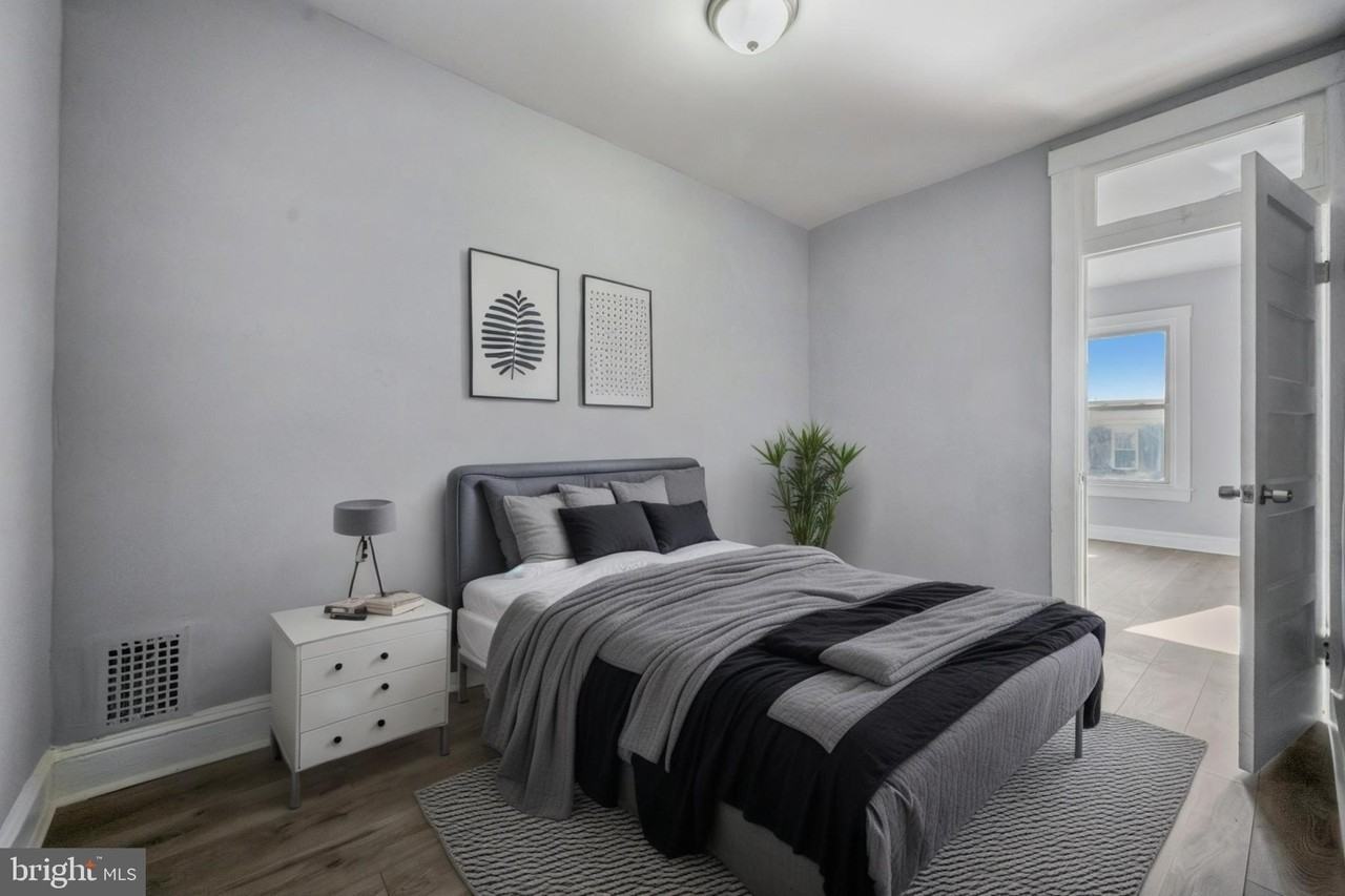 1720 Darley Ave - Photo 7 of 13