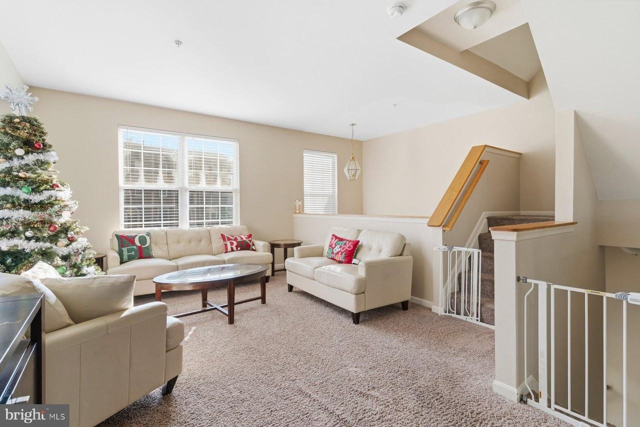 3778 Merseyside Pl - Photo 4 of 29