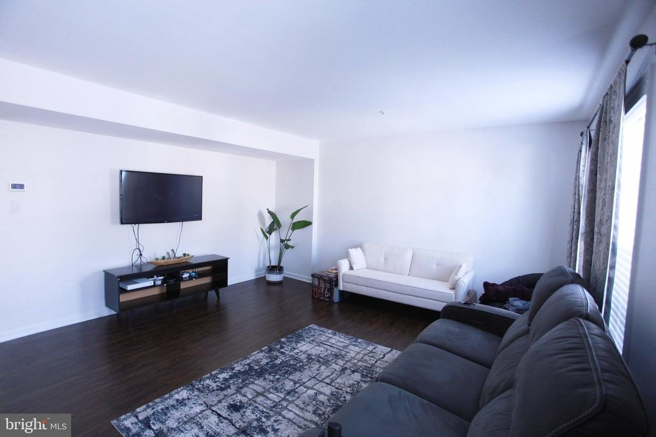 580 Primus Ct - Photo 3 of 14