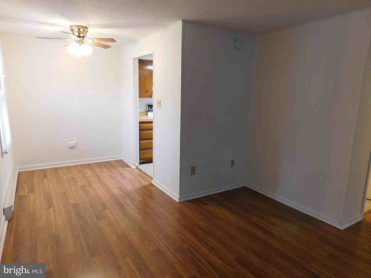 809 Logan St Apt 6b #6B - Photo 4 of 15