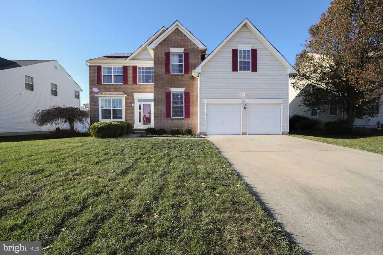 549 Maidstone Dr - Photo 2 of 49