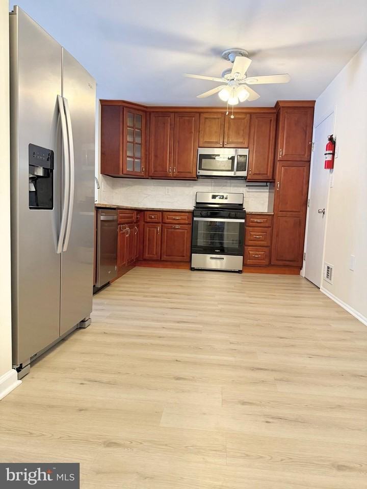 12 Manor Dr - Photo 2 of 20