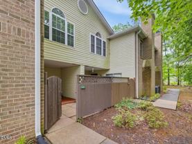383 Summerwalk Cir - Photo 1 of 1