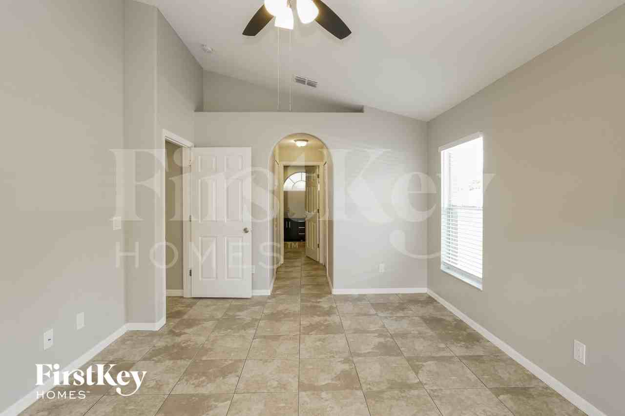 1711 Mohave Ct - Photo 7 of 15