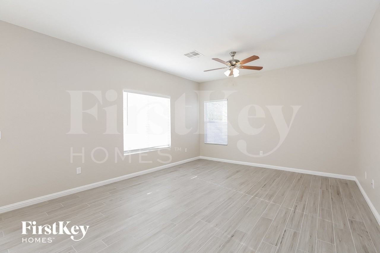 1669 Shifting Winds St - Photo 3 of 15