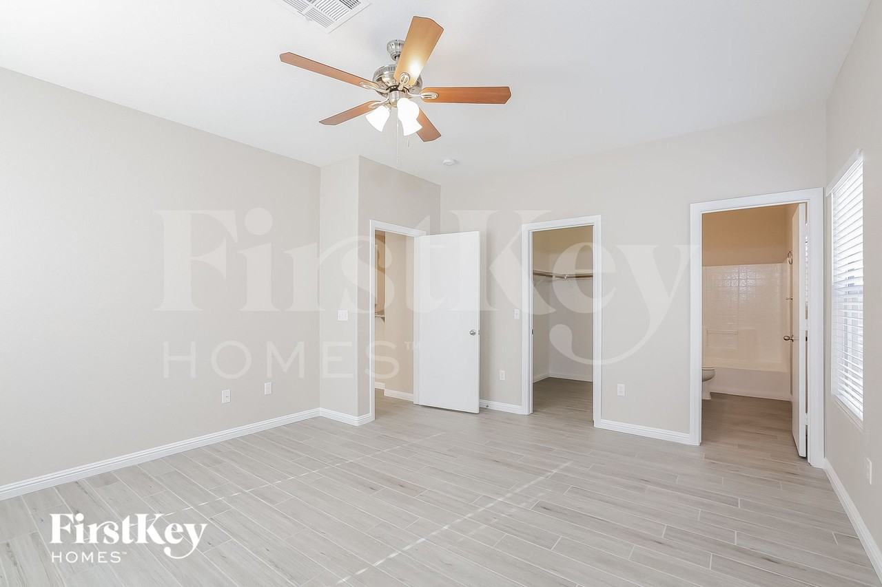 1669 Shifting Winds St - Photo 7 of 15