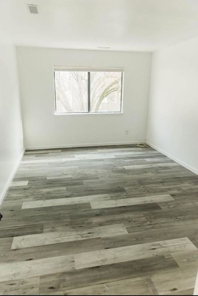 1515 Monterry Pl - Photo 4 of 10