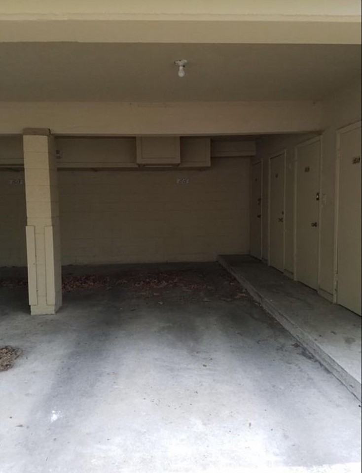 1515 Monterry Pl - Photo 7 of 10