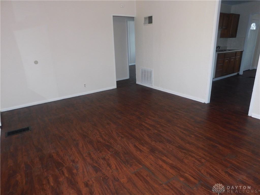 906 Catherine St ##908 - Photo 5 of 13