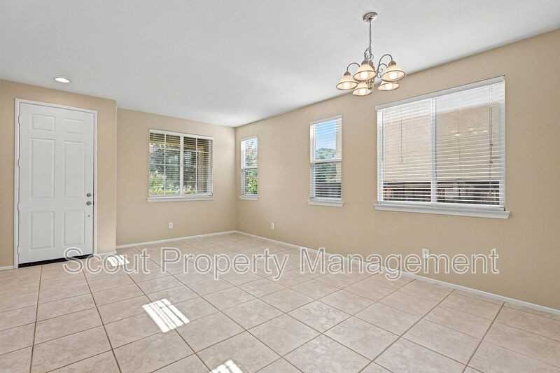 46201 Jane Pl - Photo 3 of 30