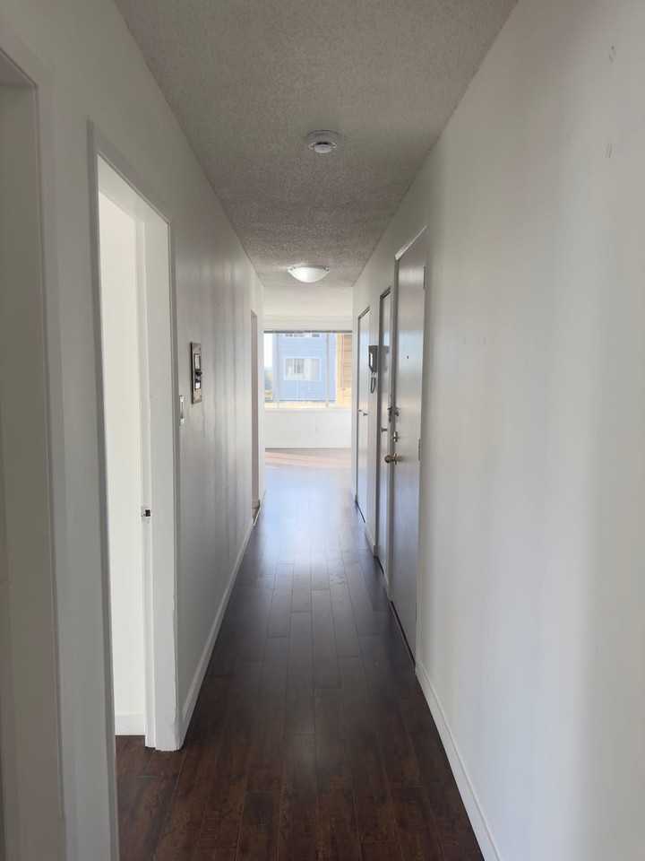 1350 Madison Ave - Photo 4 of 18