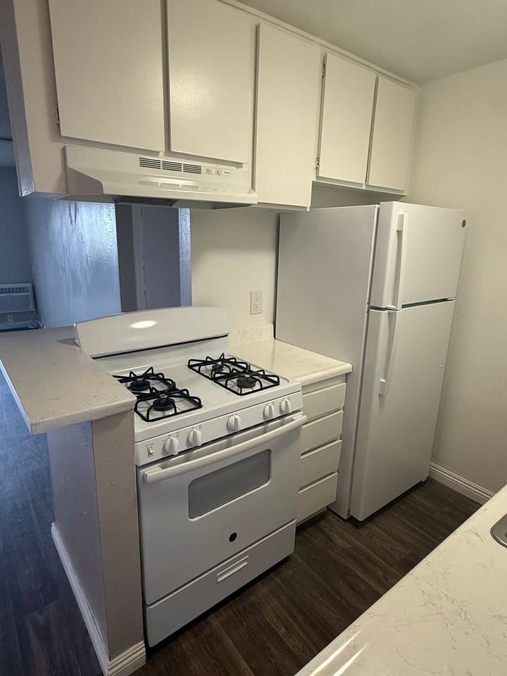 Experience comfortable living in a scenic setting at Garden View Apartments! - Photo 6 of 32