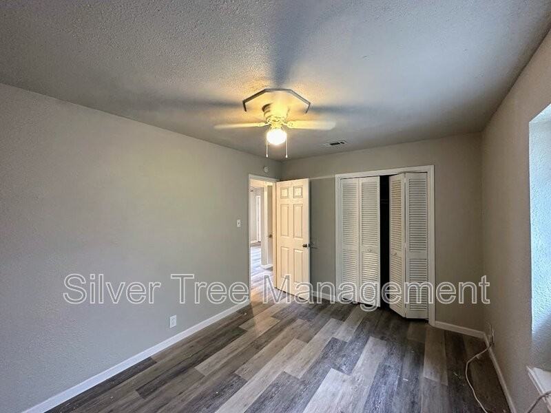 1310 Meriweather Ave - Photo 7 of 10