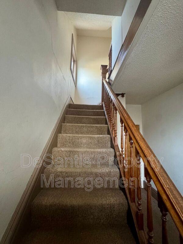 409 North Ave #3 - Photo 4 of 30