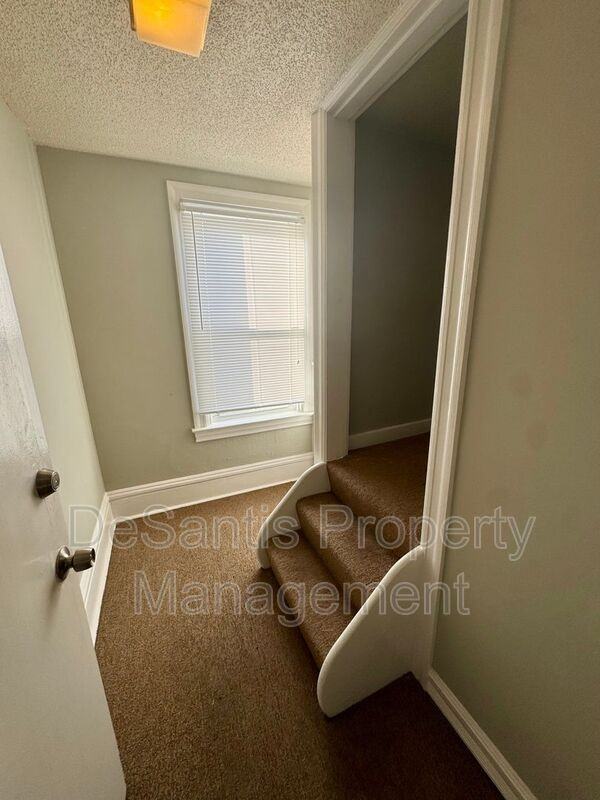 409 North Ave #3 - Photo 6 of 30