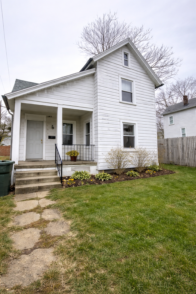 1801 3rd St Se - Photo 2 of 13