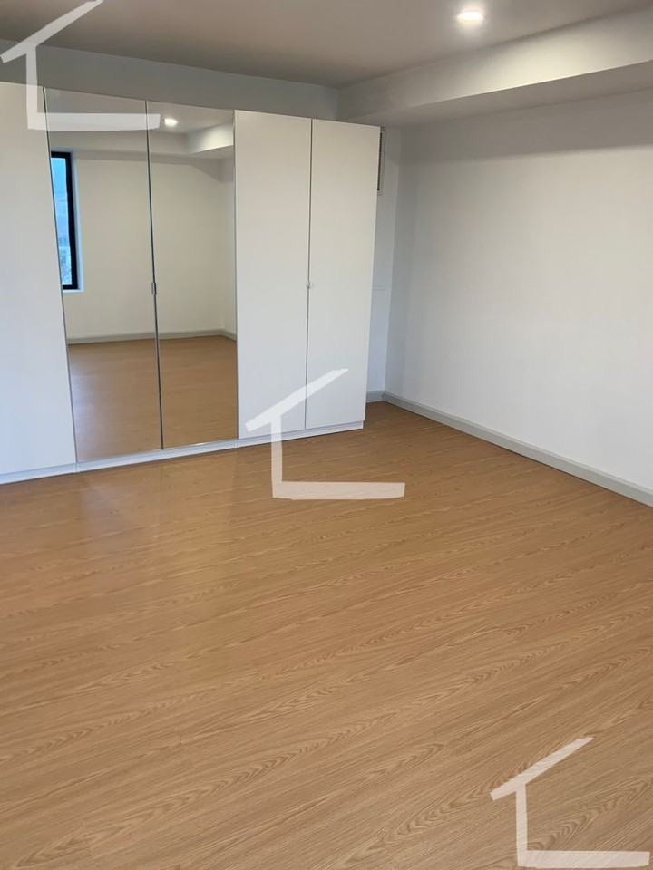 1243 Beacon St - Photo 7 of 11