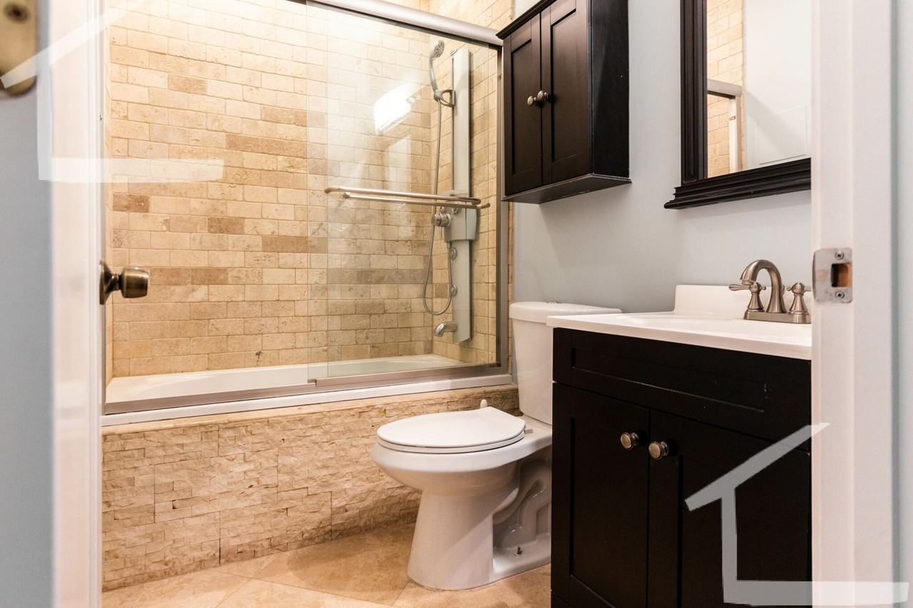 13 Cortes St - Photo 5 of 23