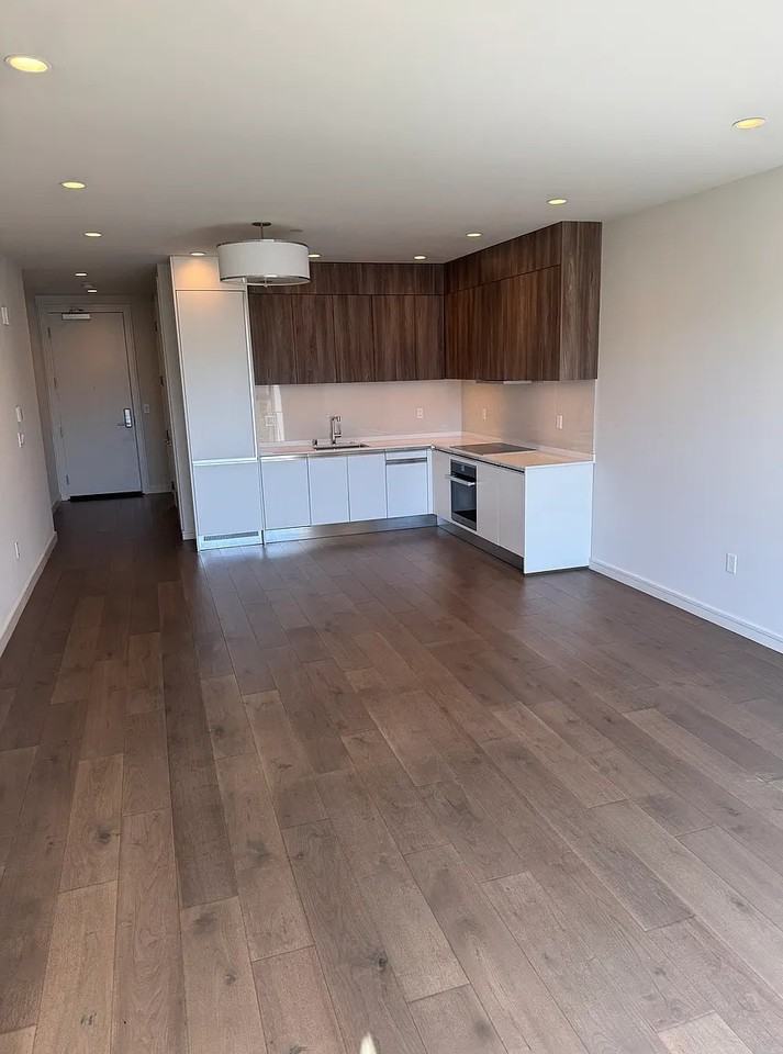 1463 Lombard St #405 - Photo 4 of 12