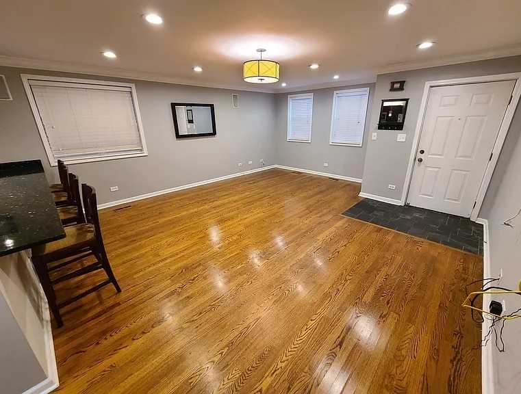 1479 N Larrabee St #A - Photo 3 of 11