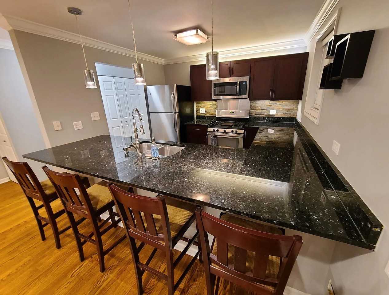 1479 N Larrabee St #A - Photo 4 of 11