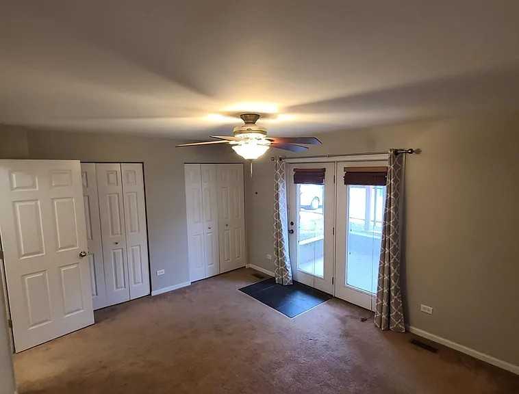 1479 N Larrabee St #A - Photo 6 of 11