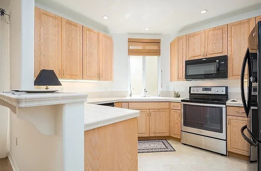 1601 India St #116 - Photo 4 of 16