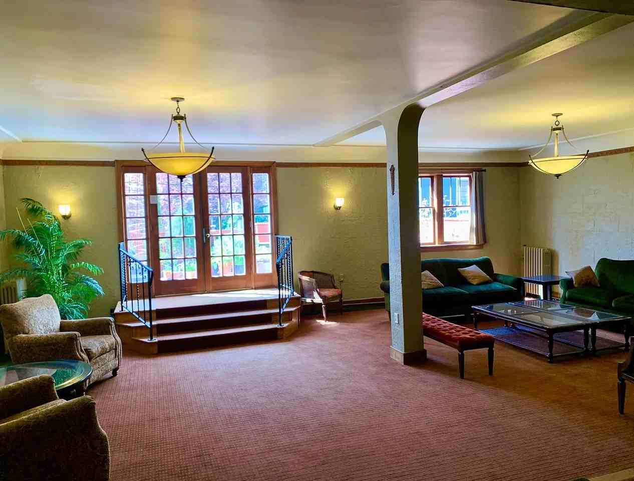 1631 16th Ave #102 - Photo 3 of 21