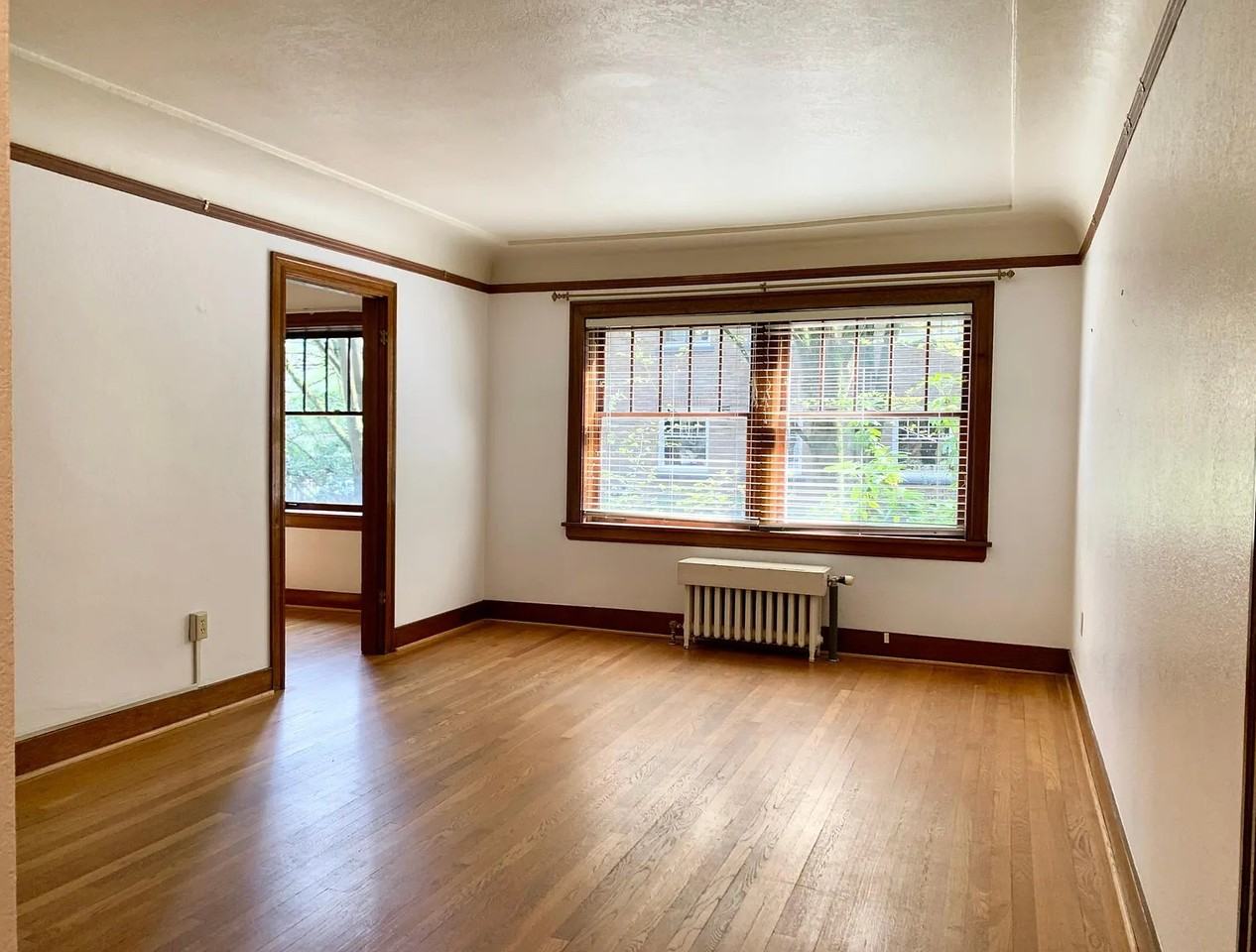 1631 16th Ave #102 - Photo 4 of 21