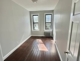 featured image of 1707 Zerega Ave #3R