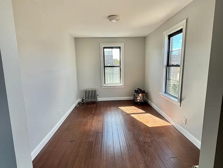 1707 Zerega Ave #3R - Photo 2 of 8