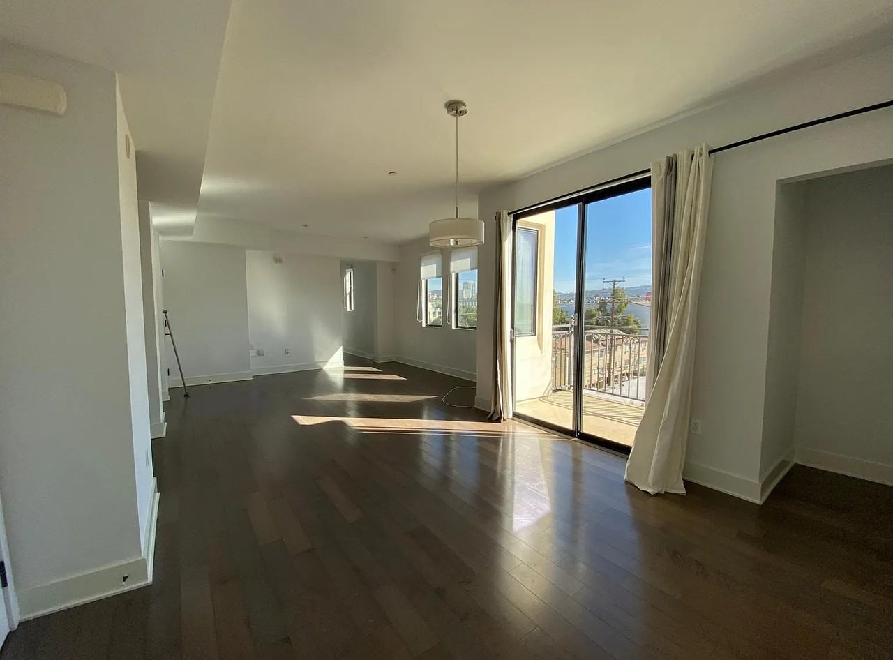 1817 Prosser Ave #501 - Photo 3 of 11