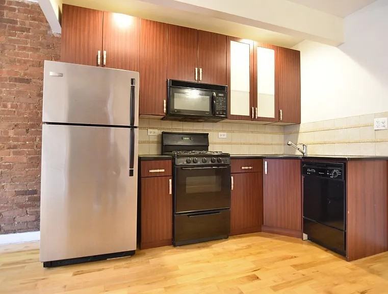 2082 Frederick Douglass Blvd #4A - Photo 5 of 11